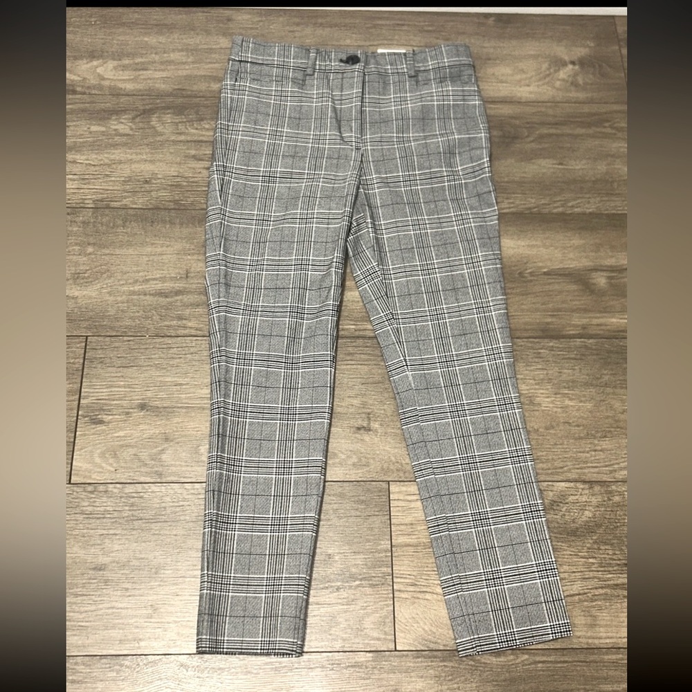 Loft Gray Plaid Sutton Skinny Pants Size 2 Petite